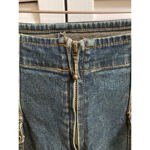 Y2K 90s Style Revolt Jeans Co Low Rise Dark Wash Fit and Flare Leg Jeans - Picture 4 of 6